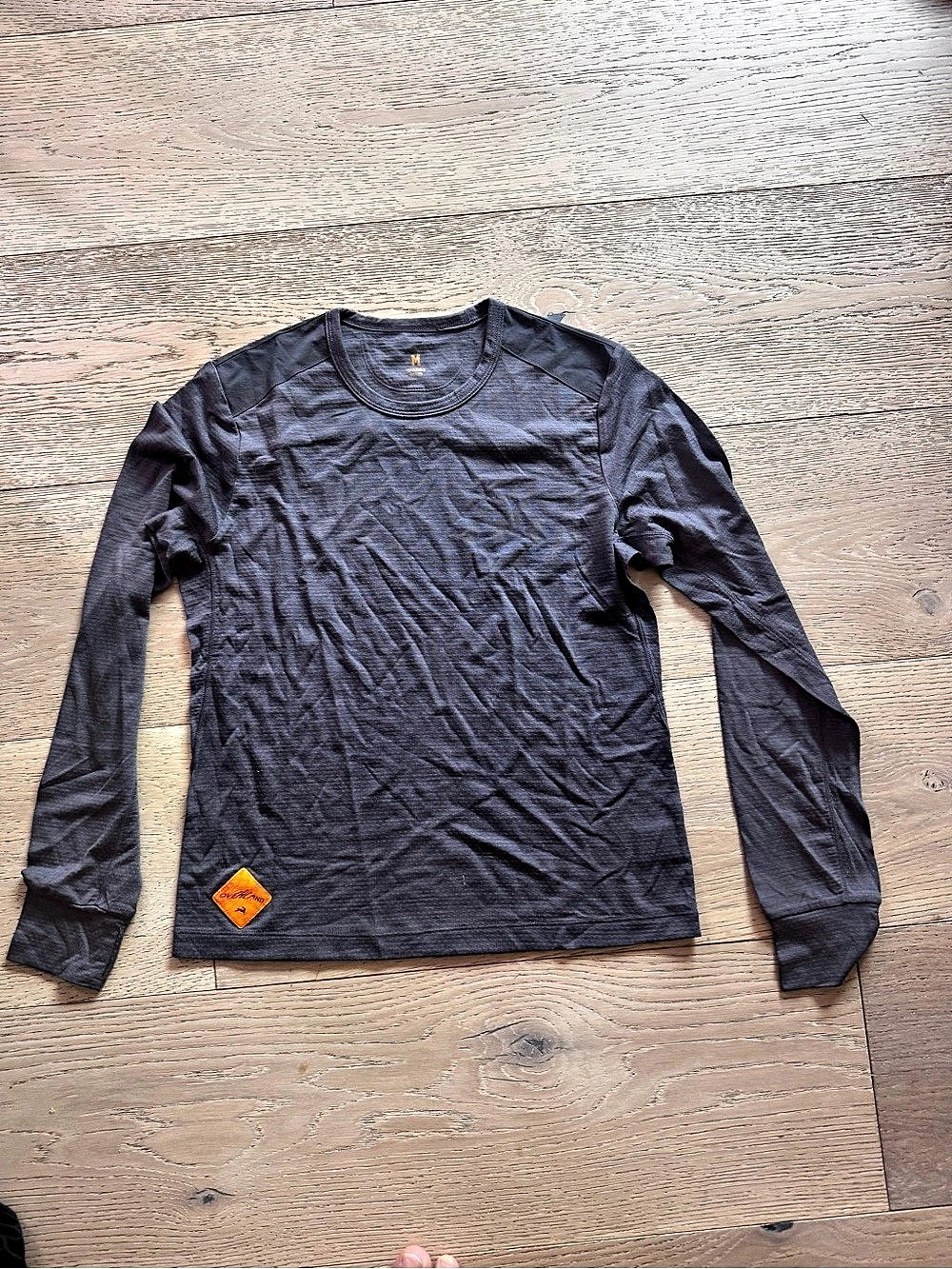 Tracksmith Women’s Overland Long Sleeve Tee Size Medium